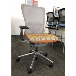 Haworth Zody Task Chair (Grey Mesh/Bar Patterns)