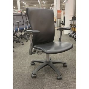 Knoll Life Task Chair (Black/Chrome)