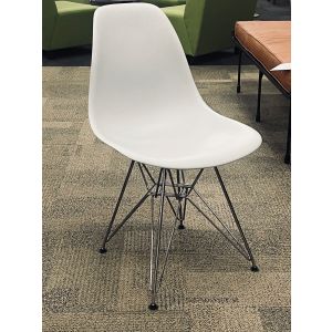 Herman Miller Eames Molded Plastic Side Chair (Light Grey/Chrome)