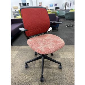 Steelcase Cobi Task Chair (Red/Black)