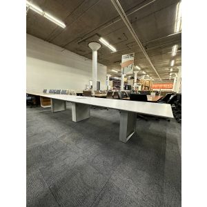 Groupe Laccase 16' Conference Table