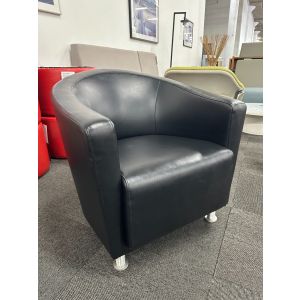 Steelcase Turnstone Jenny Round Low Lounge Chair (Black)