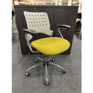 Safco Reve Square Back Conference Chair (Grey/Yellow Grid)