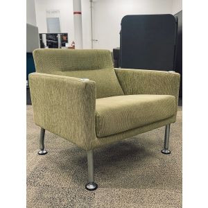 Steelcase Side Walk Low-Back Lounge Chair w/ Tablet Arm (Green)