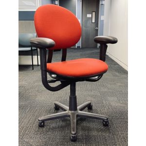 Steelcase Criterion Task Chair (Red/Black)