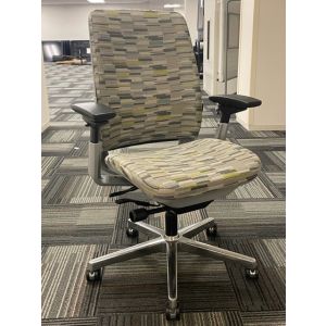 Steelcase Amia Task Chair (Multi Pattern/Platinum-Chrome