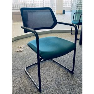 Steelcase Qivi Guest Chair (Blue/Black)